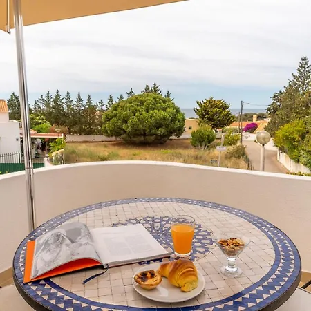 Casa Da Coelha By Hellovacations Villa