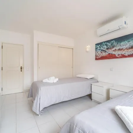 Villa Casa Da Coelha By Hellovacations